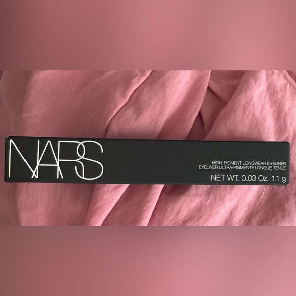 Nars High-Pigment long wearing eyeliner in 8200 Grafton street - Picture 3 of 3